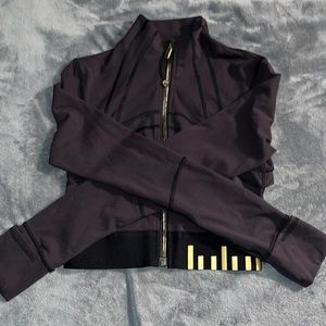 Lululemon cropped define jacket gold